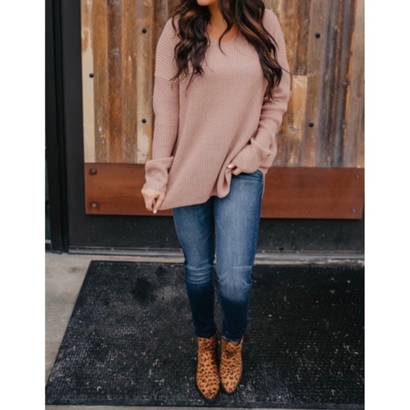 Blush sweater - Picture 1 of 2